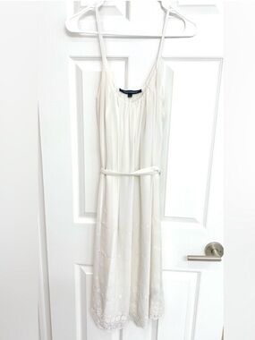 NWOT - French Connection White Embroidered Knee Length Dress w/ Waist Tie